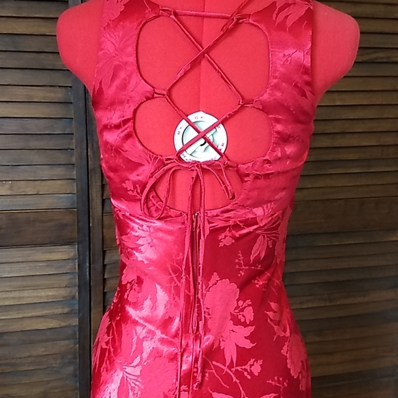 Red Formal - Picture 6 of 9